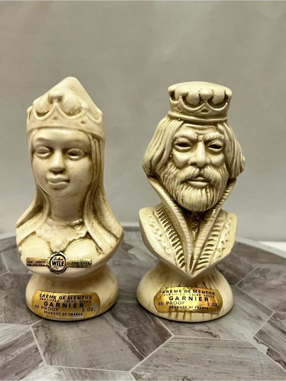 Vintage 1972 Garnier Creme De Menthe King Queen Bust Decanters Set Italy